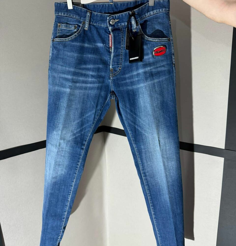 DSQUARED2 JEANS