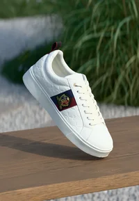 Pier One Trainers - white