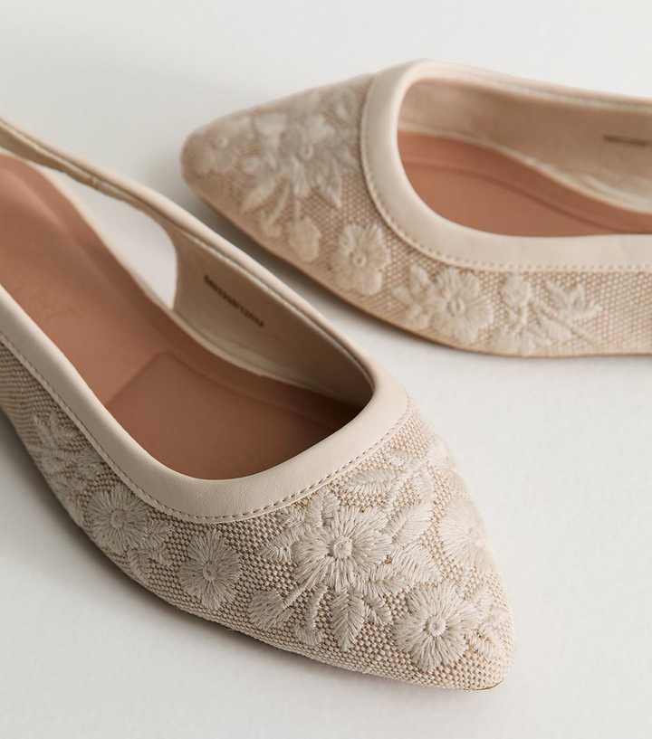Wide Fit Off White Floral Embroidered Slingback Pumps