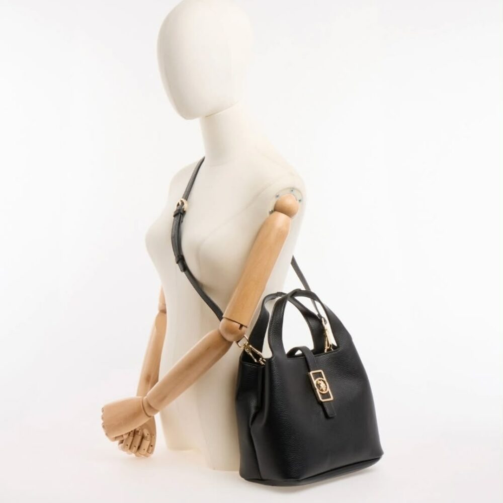 US. Polo - Women's black leather shoulder bag
